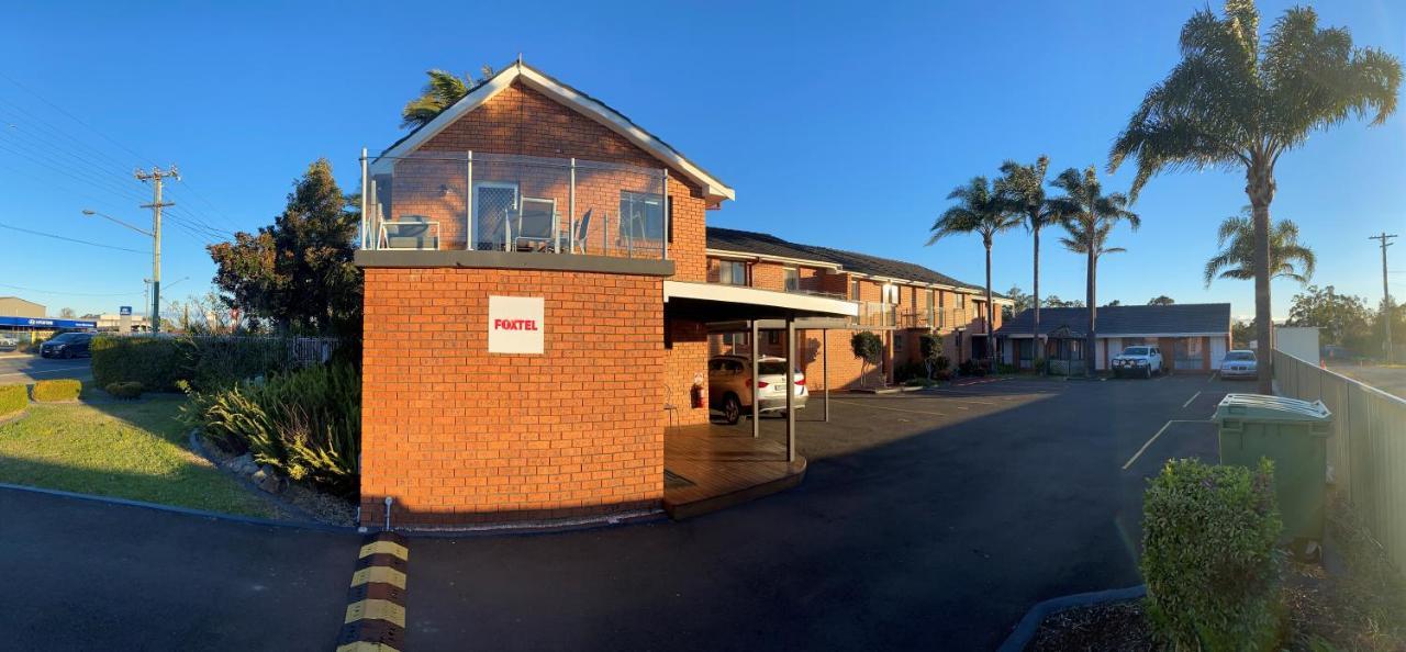 Avaleen Lodge Motor Inn 나우라 외부 사진