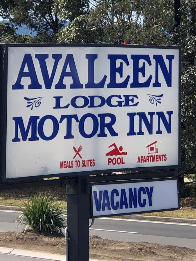 Avaleen Lodge Motor Inn 나우라 외부 사진