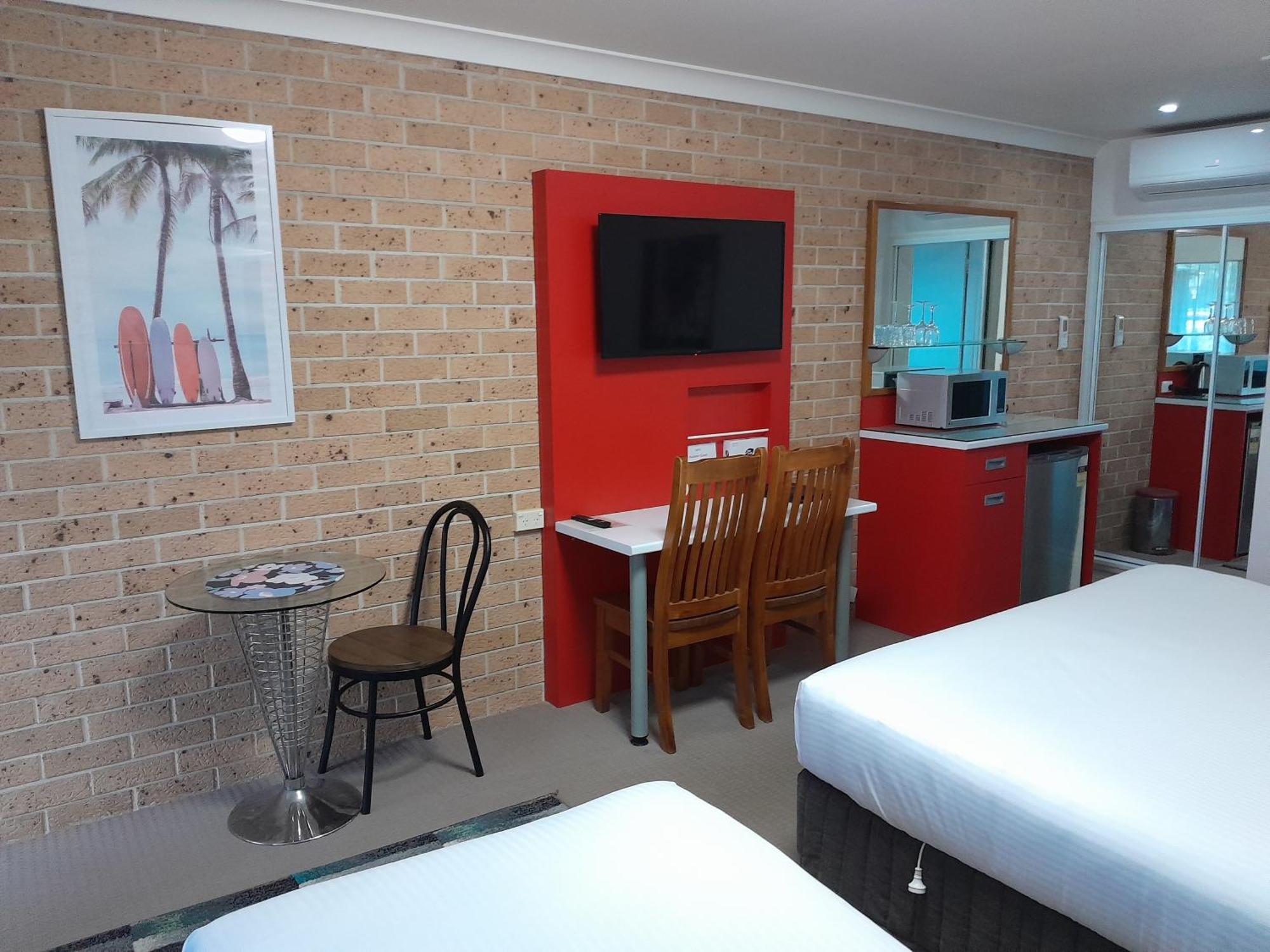 Avaleen Lodge Motor Inn 나우라 외부 사진